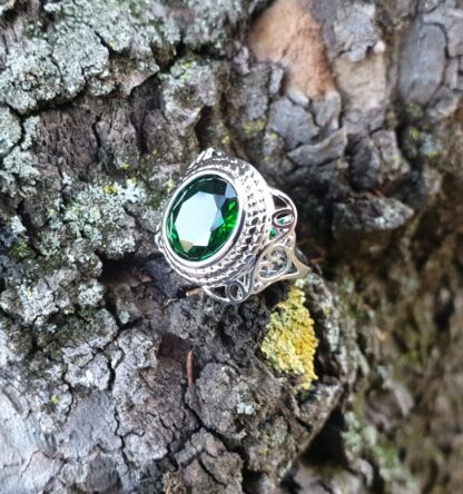 Green Dwarven Ring