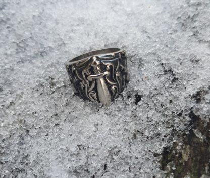 Sword Ring