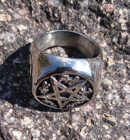 Pentagram Ring