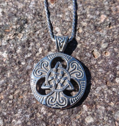 Celtic Triquetra Necklace