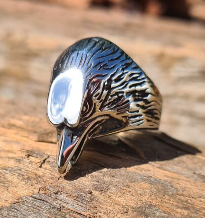 Raven Ring