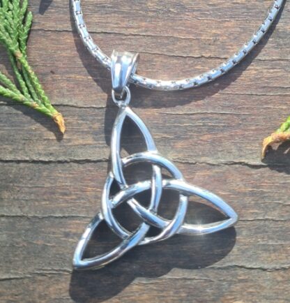 Trinity Knot Necklace